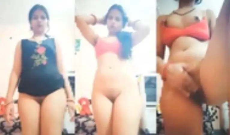 Horny Desi Bhabhi Full Sex Mode On Video Call