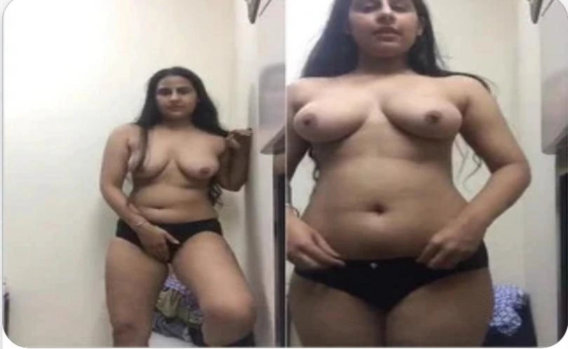 Horny Punjabi Girl Standing Masturbation