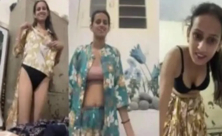 Slim Girl Share Our Clothes Changing Video