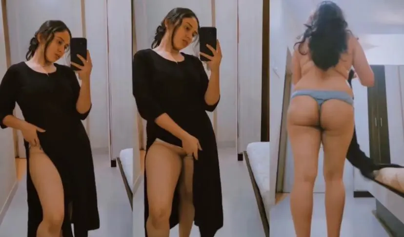 Sexy town girl showing her pussy and ass in the mirror