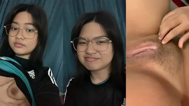 Assame cute gf showing her boobs and fingering